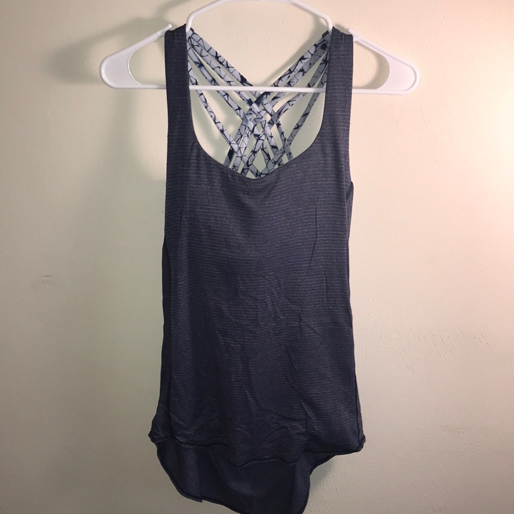Lululemon tank, size 6 built in bra